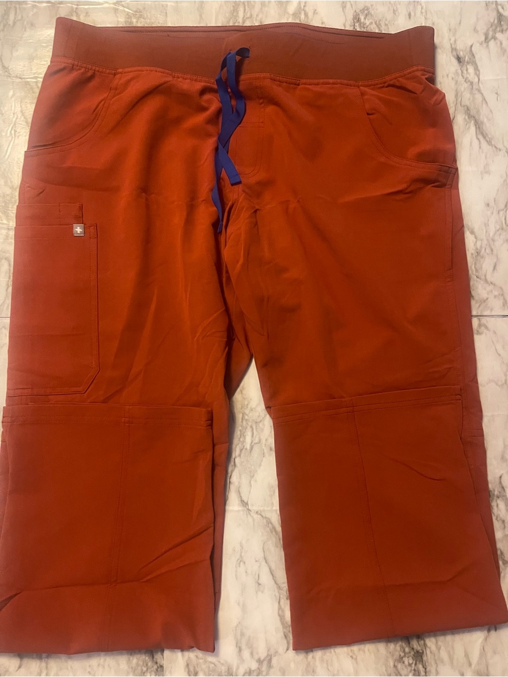 Women’s FIGS Kade Cargo Scrub Pants